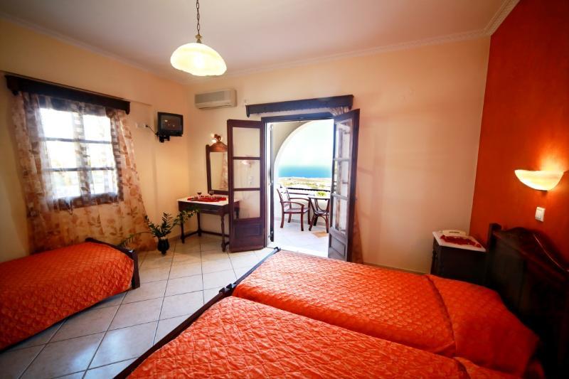 B Suites Fíra Kültér fotó